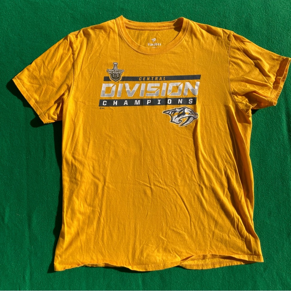 Nashville predators nhl T-shirt yellow mens large